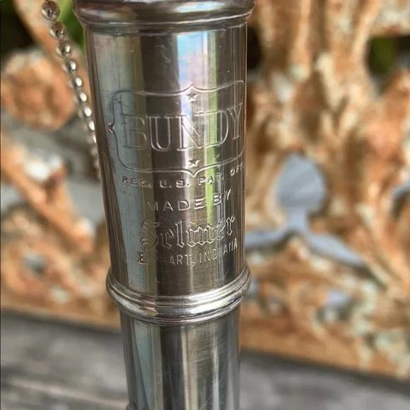 Vintage Bundy Made By Selmer Flute Unique Silver Lamp